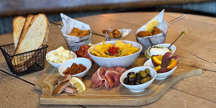 Sharing board