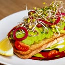 Avocado toast & guacamole